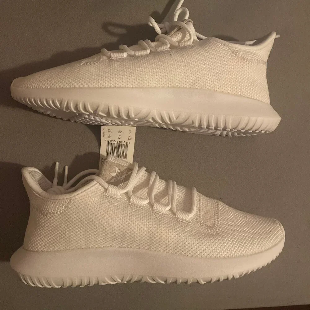 NWT ADIDAS TUBULAR SHADOW J in size US 7 in WHITE - Picture 1 of 3